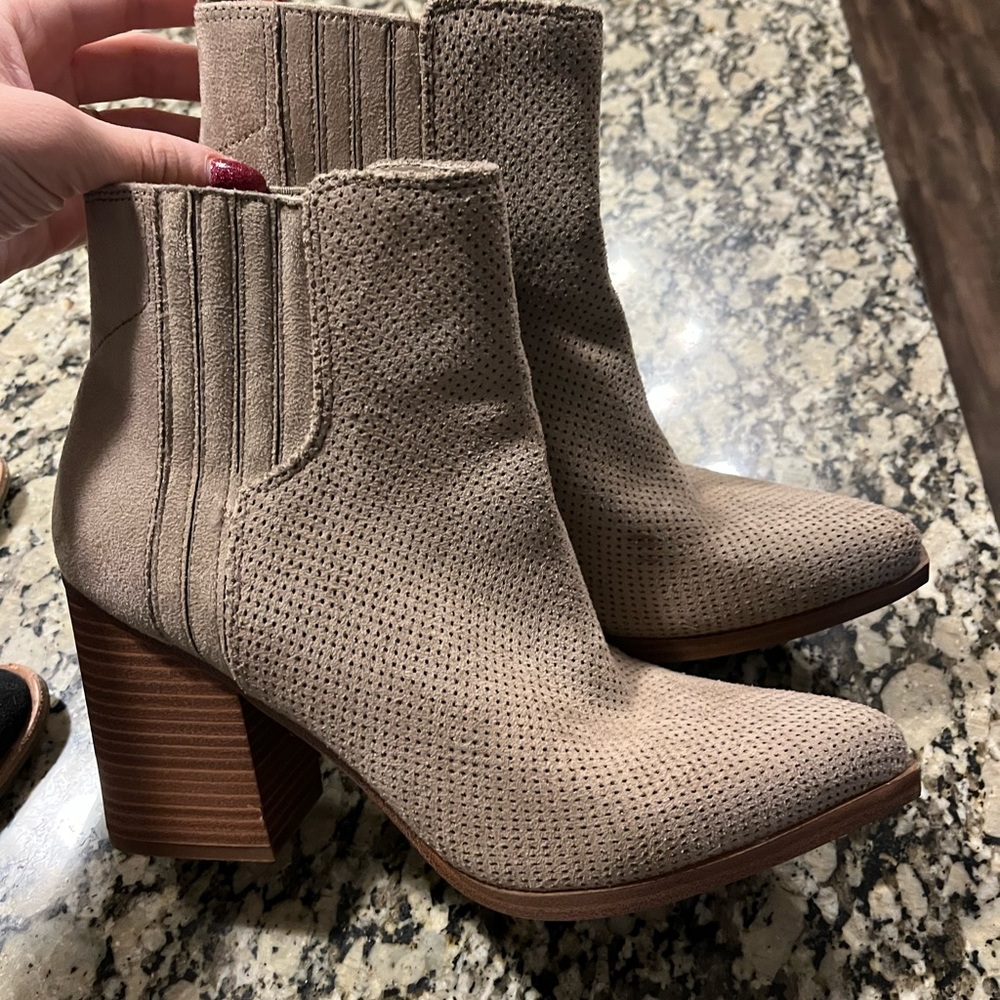 Indigo Road Nude Booties
